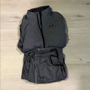 Under Armour XXL set - includes pants and sweatshirt